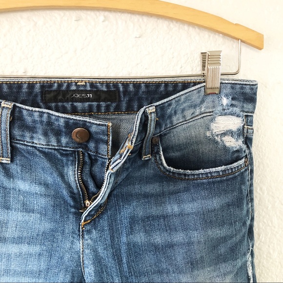 Joe’s Jeans cropped and distressed - Picture 2 of 7